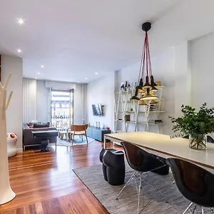 piso-de-diseno-junto-al-casco-viejo.bilbaohotelsspain.com/